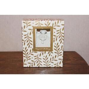 NEW Margaret Furlong 2008 Shell Grace 5 Inch Angel with Cross